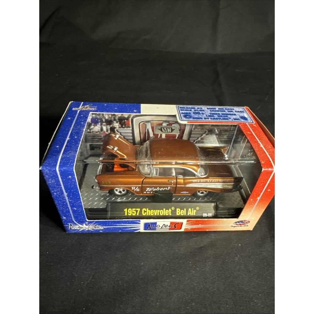 M2 MACHINES AUTO-DRAGS 1957 CHEVROLET BEL AIR 09-08